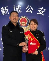 最美“情侣装”