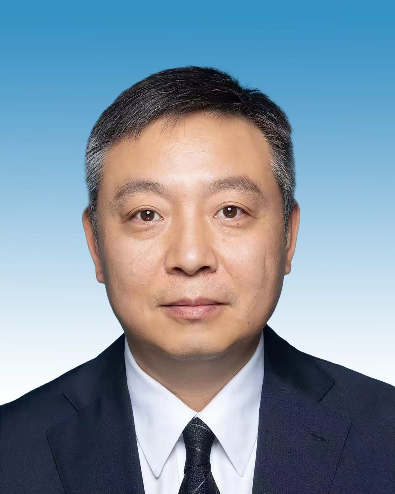杨滨